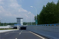 南京長江隧道使用飛鴿牌產品